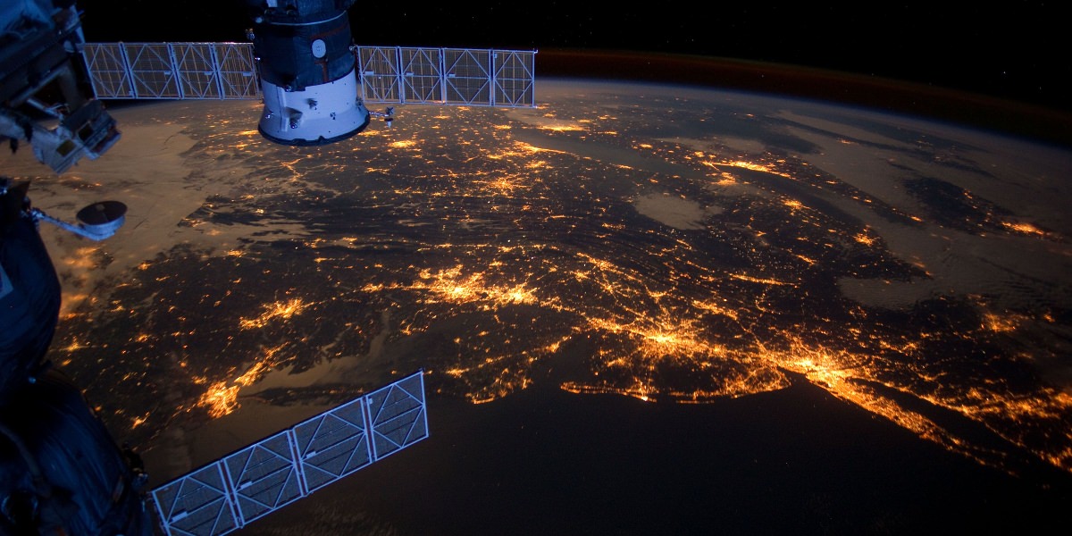 La tierra desde la ISS La tierra desde la ISS
