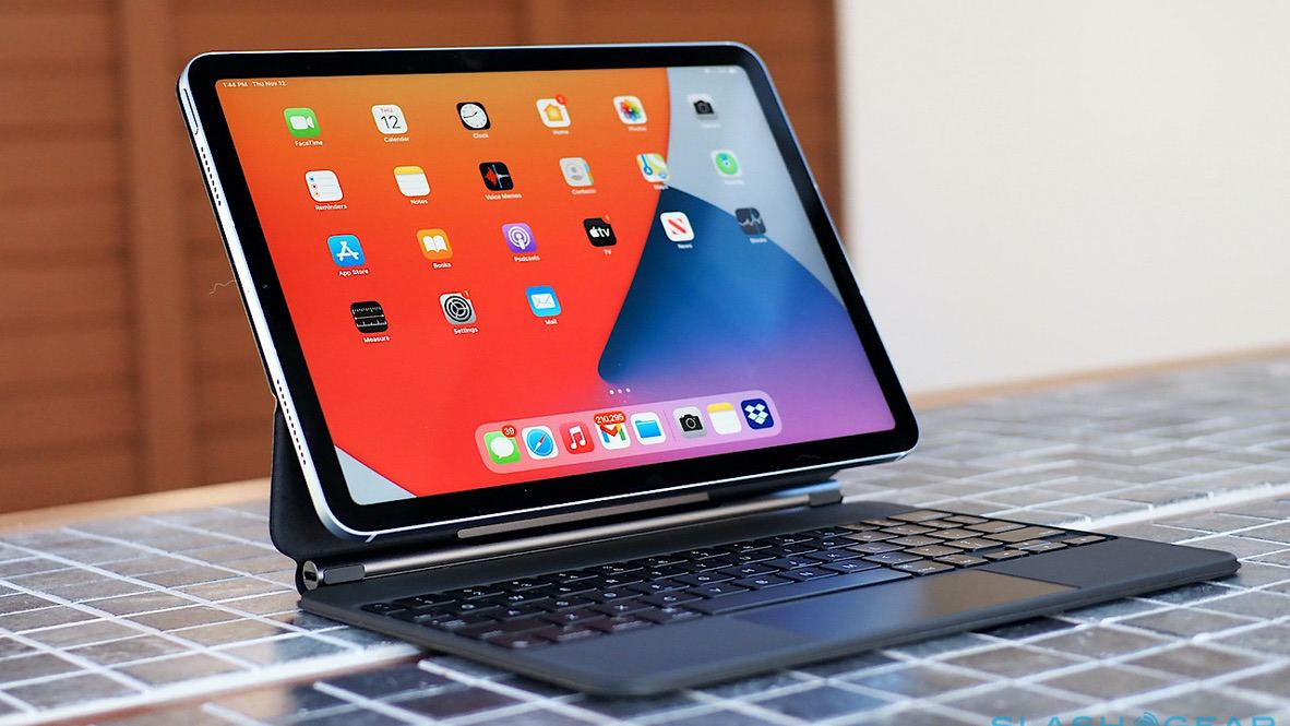 iPad Air 4 con Magic Keyboard iPad Air 4 con Magic Keyboard